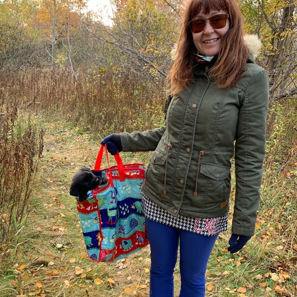 Meet your Posher, Roxanne - Picture 3 of 5